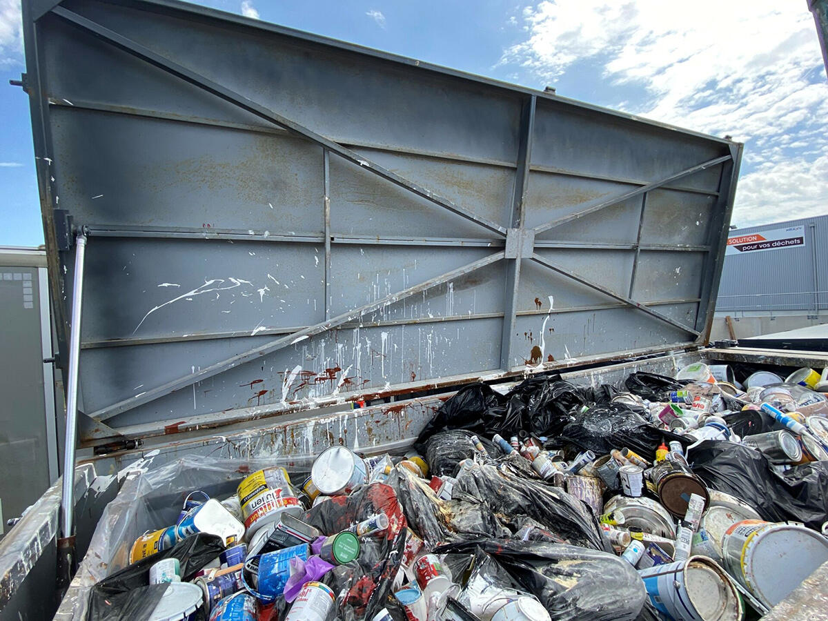 Corrosive Waste: PROTECSKIP® the solution to protect your containers